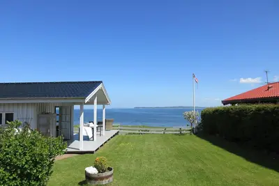 Image de Lovely holiday house with a unique location in Nykøbing Mors.