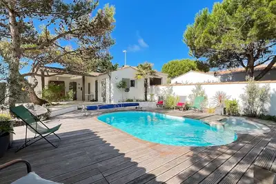 Maison et annexe avec piscine proche plage et dune