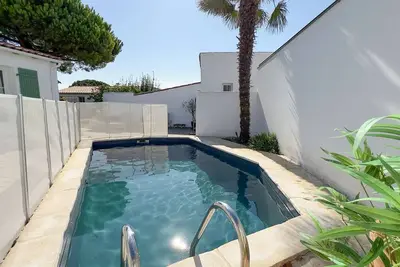 Image de Villa proche plage avec piscine privée et parking
