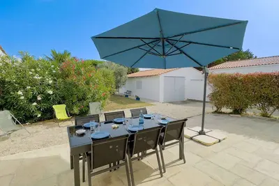 Image de Belle villa à étage, parking, jardin, proche plage