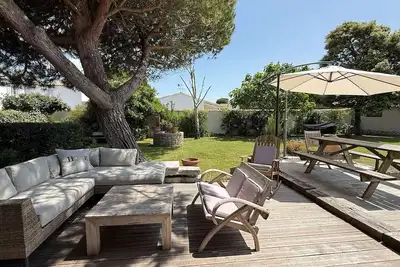 Image de Superbe villa avec jardin et parking proche plage