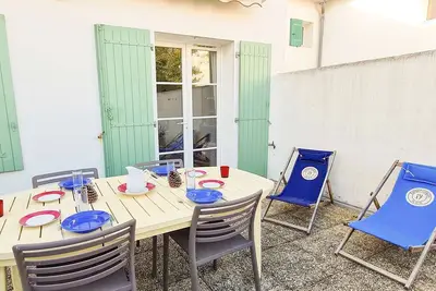Image de Maison proche du port de St Martin avec garage