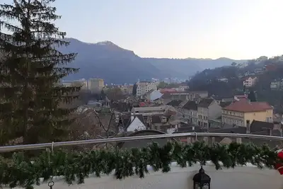 Vila este destinația ideala pentru relaxare. Locația Centrul Vechi Brasov