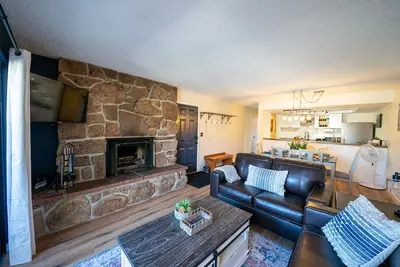 Image de Near Winter Park | 2 King Beds | Pets Stay Free