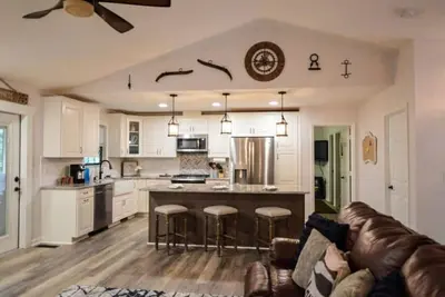 Image de Perfect Getaway at Lake Lure | 3 Bedroom, Sleeps 8