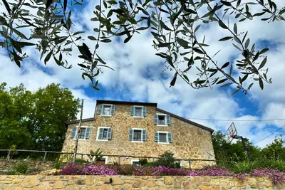 Image de Privately Located Country House in the middle of nature with pool, pizza oven and Wifi