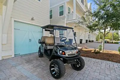 Image de Southern Comfort w/ New Golf Cart in Prominence