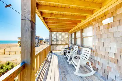 Image de Oceanfront, Dog-Friendly House w/ Shared Pool, Free WiFi, Ocean Views