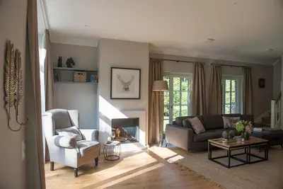 Image de Luxurious Frydag vacation apartment in Karl-Georgs-Forst; dogs welcome
