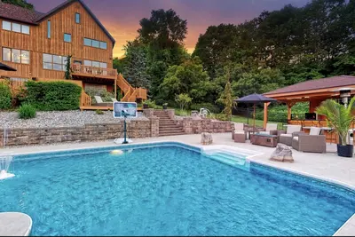 Image de Modern Getaway w\/ Pool & Hot Tub and Amazing Views