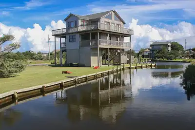 Image de Waterfront House w/ Sound View, Free WiFi, Private Washer/Dryer, Shared Pool