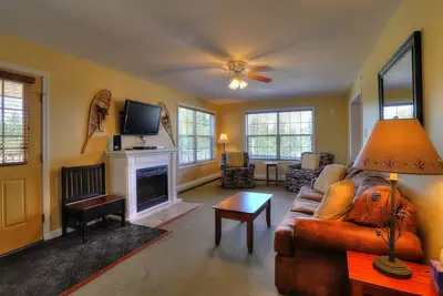 Image de Mountain Brook #133 - One bedroom ski in ski out on Saddleback Mountain