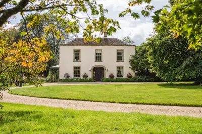 Image de Kingscote Park House - sleeps 19 guests in 9 bedrooms