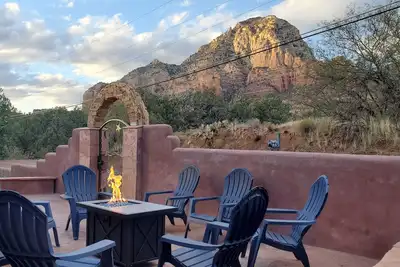 Image de Sedona Sugarloaf Dream, Ideal Location, Walk to Hiking, Views & Fire Pit!