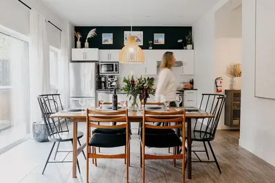 Image de Cozy and Modern Getaway
