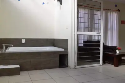 Image de Room With Jacuzzi King Size Bed