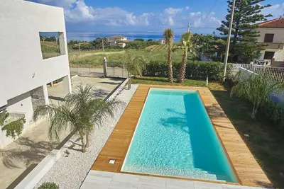 Villa Ciuridda a 700 mt dalla spiaggia di sabbia