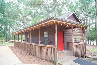 studio rm w/ full kitchen, 1 bth, private deck, & WiFi @ Kick Back Ranch.