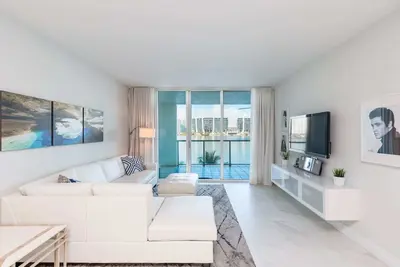 Image de Le Marina Bay 403 (Str-01408)
