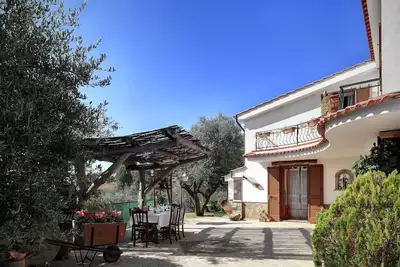 Image de Merveilleuse maison de vacances privée avec piscine privée, climatisation, Wifi, Tv, terrasse