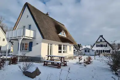 Image de E8 Thatched roof vacation home Ostseebad Rerik - E8: 4-room thatched roof house Strandvogel with sauna and fireplace