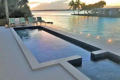 Image de White Turtle, a luxury private villa on the waterfront with amazing views