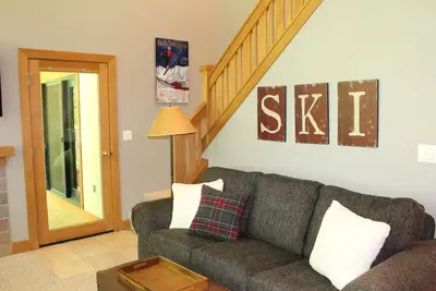 Image de Beautiful Condo Located In Disciples Village ~ Steps to ski and water park!