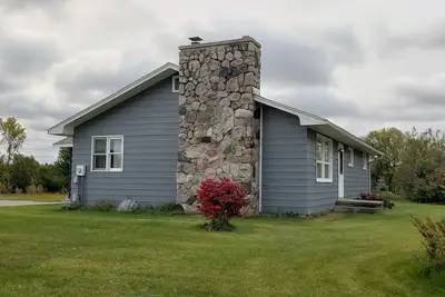 Image de Cozy Comfortable Home - Great Location To Enjoy Traverse City Area