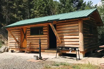 Looke’s Mill<br>Rustic off grid cabin