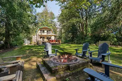 Image de Owl Be Back Spacious, peaceful, private riverfront