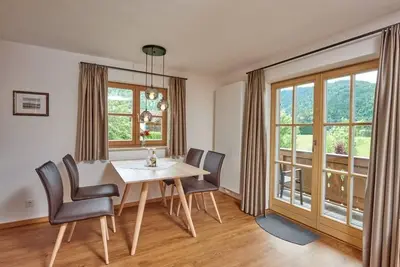 Image de (06) Comfort vacation apartment with south-east-facing balcony, approx. 67 sqm