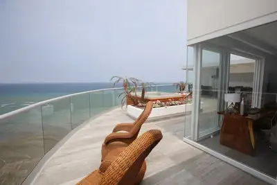 Image de Penthouse Familiar con La Mejor Vista de Manta y Jacuzzi Privado