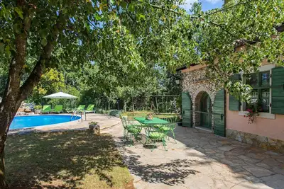 Image de Superbe maison à Pazin avec cuisine