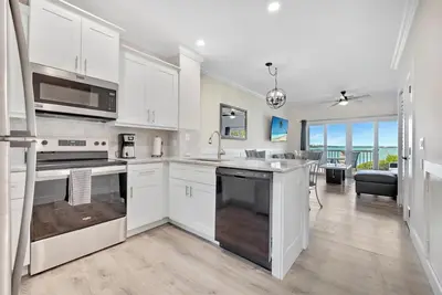 Image de Villa 5020 on Duck Key Boat Slip available
