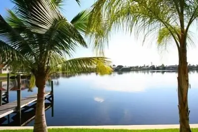 Image de Seabim. com ** Lakefront * Accès rapide golfe * haut niveau