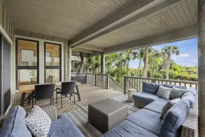 Image de Oceanview Villa in West Beach Kiawah, Very Popular!