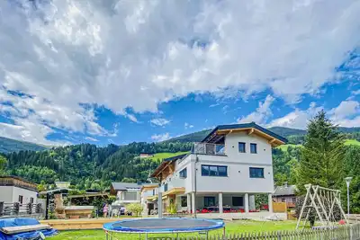 Image de Appartement avec balcon et vue