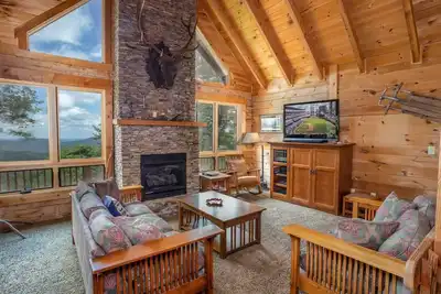 Image de Cozy Cabin with Panoramic Views