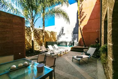 Image de Maison de haute qualité avec piscine et terrasse dans la vieille ville d'Alcudia