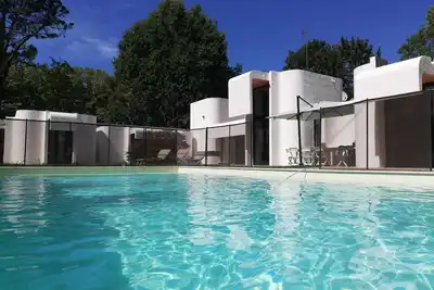 Image de Architect's house year 1970, 5400m2 of garden