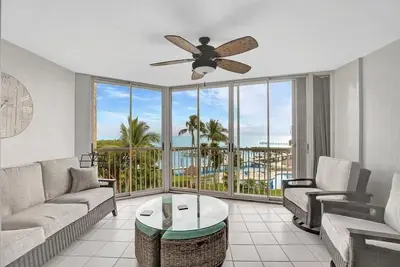 Image de Expansive Ocean views!