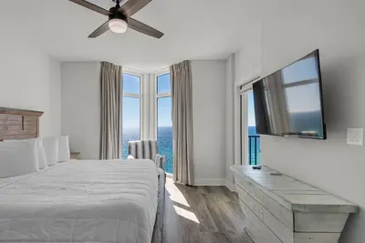 Image de Completely Renovated Condo! ! Gorgeous 2 Bedroom