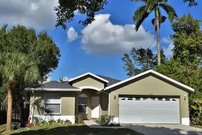 Image de Beautiful 3bdr/2bth 2car garage with New Heated Pool