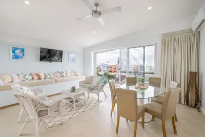 Image de Sleep 10 in the heart of Cabarita Beach, gateway to the Tweed Coast and Valley.