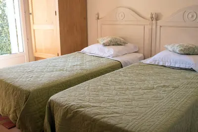 Image de 4 room villa 6 pers. (98m²), terrace, residence with swimming pool (Sault / Ventoux)