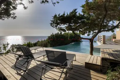 Image de Front row villa, private pool, 180 degrees sea and sunset, WiFi.