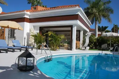 Image de Penthouse 3: Wifi, Parking Available, Swimming Pool, Yacuzzi