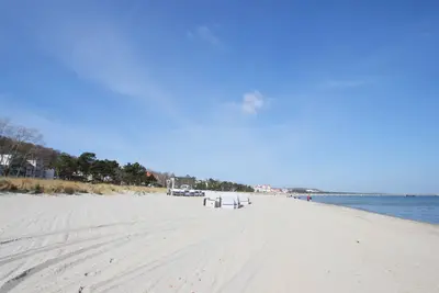 Image de Directly on the beach promenade, balcony with sea view - Aparthotel Ostsee FeWo 15