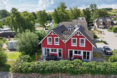 Image de Vacation home near the harbor with terrace and sea view - Holiday home TimpeTe Backbord