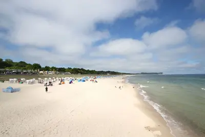 Image de Quiet location, seaside-style vacation apartment with veranda - Villa Möwe FeWo 06